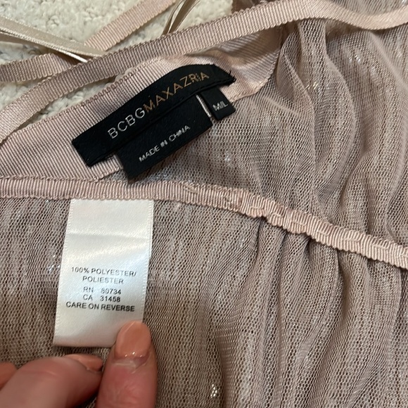Stunning BCBG pale pink sequin party top - Picture 7 of 10